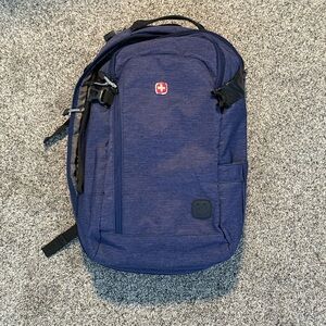SwissGear clamshell travel backpack